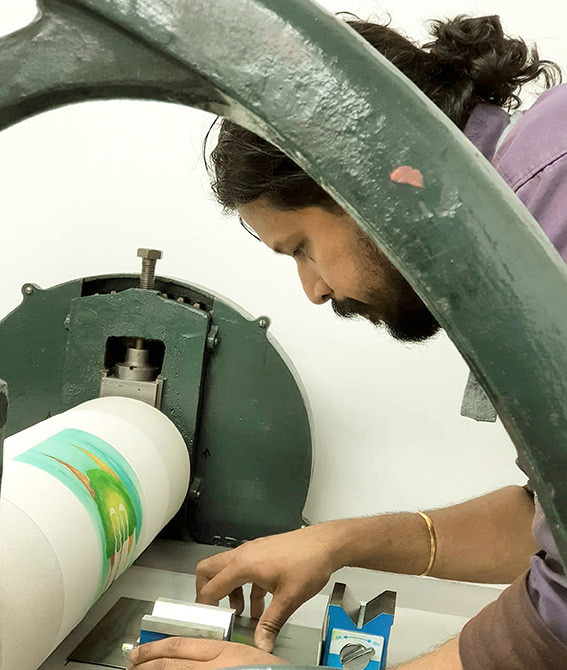 nutmeg_editions_sanju_mathew_etching_press